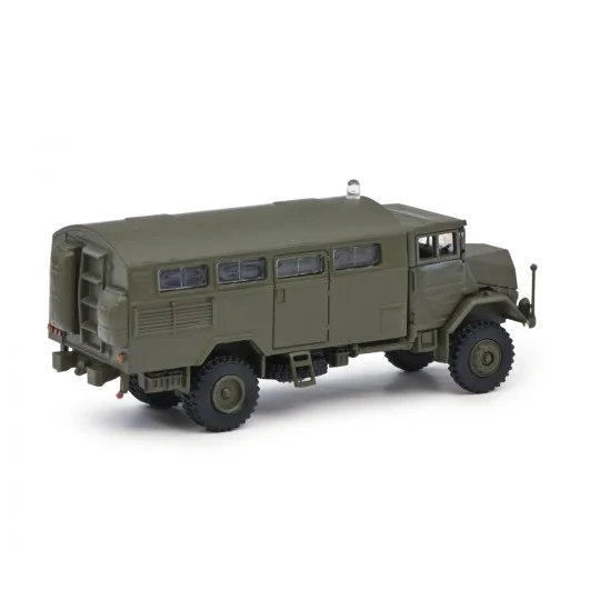 Schuco_452652000-Schuco 452652000 5t truck MAN 630 L2A, military