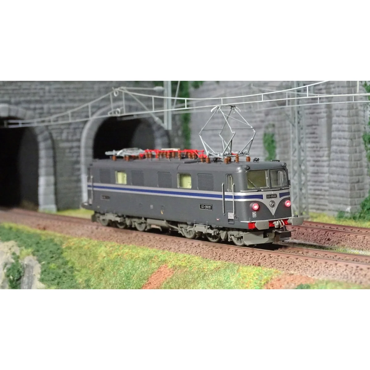 Piko 96588 CC 25001 Electric Locomotive, SNCF - Piko_96588