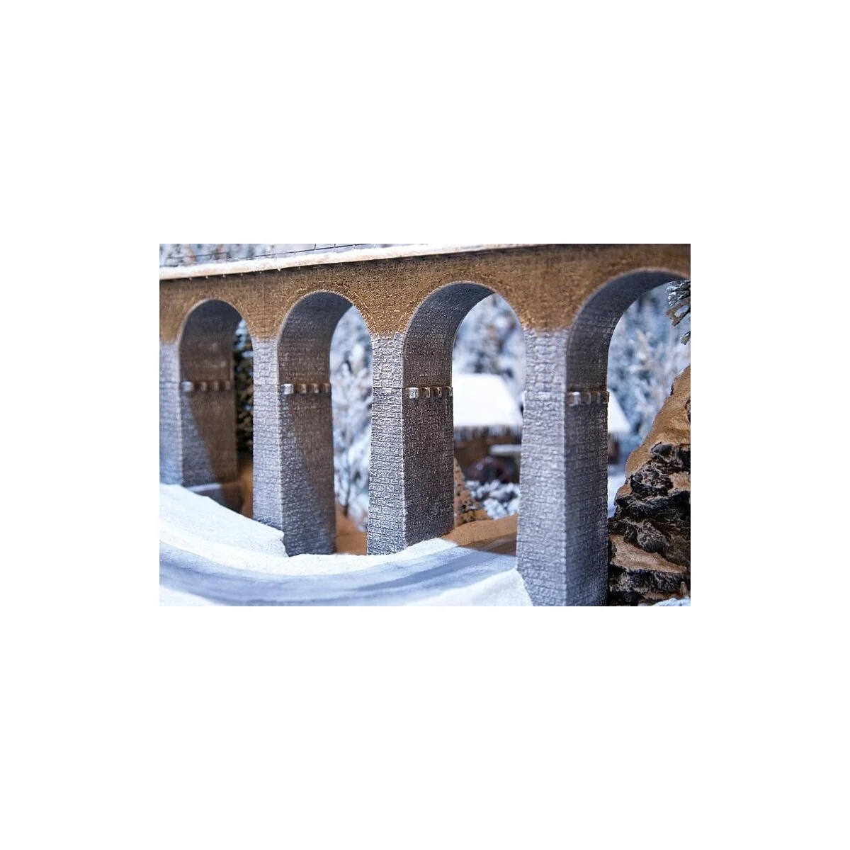 Faller 120479 Model Kit, Viaduct Pillars (3 pcs)