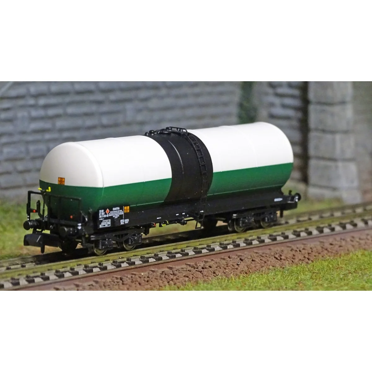 REE Modeles NW244 Long ANF Tank Wagon, Petroleum Product Transport,...