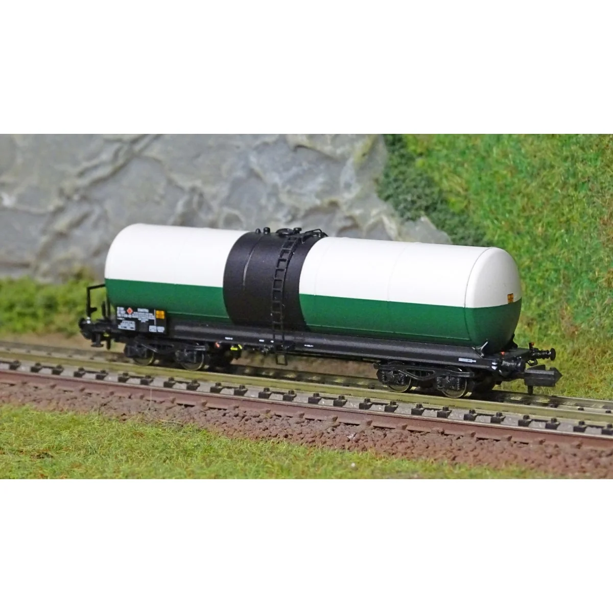 REE Modeles NW244 Long ANF Tank Wagon, Petroleum Product Transport,...