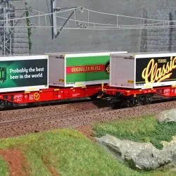 Trix 24509 Set of 2 container wagons, DB AG, "Carlsberg und Tuborg"...