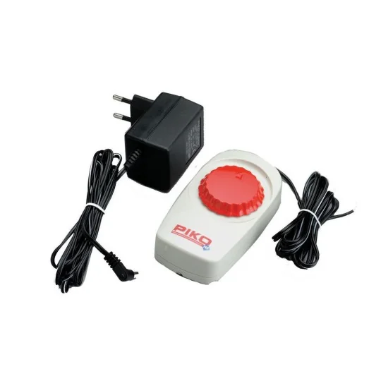 Piko_97935-Piko 97935 Analog Starter Set with BR130 CSD Locomotive and Freight Wagons