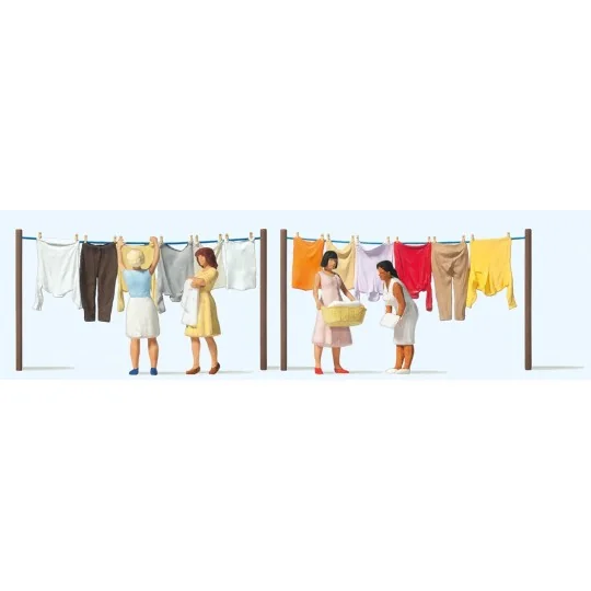 Preiser_10741-Preiser 10741 Figures, Women Hanging Laundry