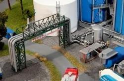 Faller 130487 Model kit, pipes plus dispensing installation, Aral -...