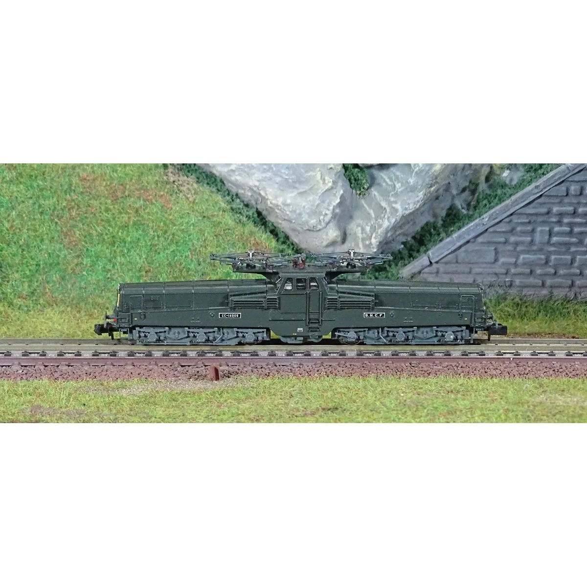 HN2548S CC 14005 electric locomotive, 4 headlights, SNCF, green liv...