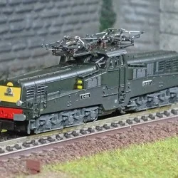 Arnold HN2550S Locomotive électrique CC 14132, 2 phares, SNCF, livrée verte, ép. IV, sonore Arnold HN2550S - 1