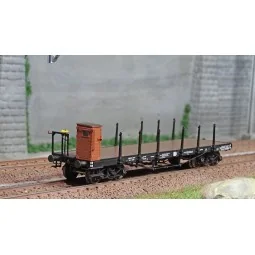 Ree models WB544 Flat wagon TP, long stanchions and guardhouse, bog...