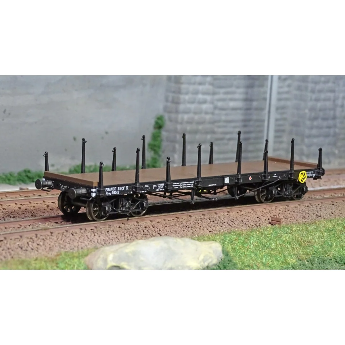 Ree modeles WB548 Wagon Plat TP, ranchers longs/courts, bogies, SNCF Ree Modeles WB-548 - 1
