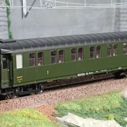 Ree modeles VB425 Voitures voyageurs métallisée, ex-PLM, A7, vert 306, ep. III Ree Modeles VB-425 - 1