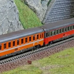 Arnold HN4391 Set de 3 voitures voyageurs, EuroCity "Mozart", 2eme classes ÖBB, échelle N Arnold HN4391 - 1