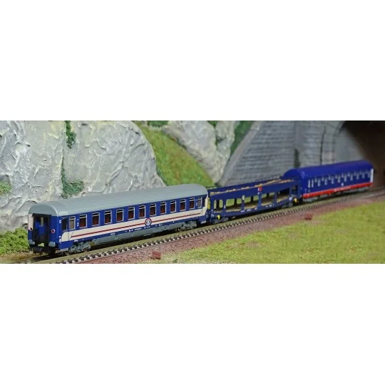 HN4406-Arnold HN4406 3-piece set: 1 T2 sleeping car, 1 blue DD DEV car transporter van, 1 blue/red BC I6 coach, SNCB, N scale