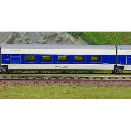 HN4356-Arnold HN4356 Set of 3 Talgo Additional Cars, Francisco de Goya, Restaurant/Bar/Super Reclining, N Scale