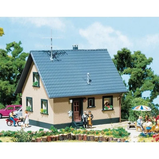 Faller 130223 Maquette, maison familiale Faller Faller_130223 - 1 Faller_130223-Maquette, maison familiale - Faller 130223