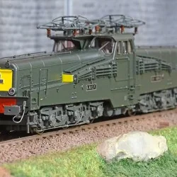 Jouef HJ2423S Locomotive électrique CC 14015, SNCF, 2 fanaux, livrée verte, digitale sonore Jouef HJ2423S - 1