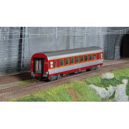 Jouef HJ4170 Voiture voyageurs Grand Confort TEE Le Capitole, SNCF, A8u, éclairée Jouef HJ4170 - 1