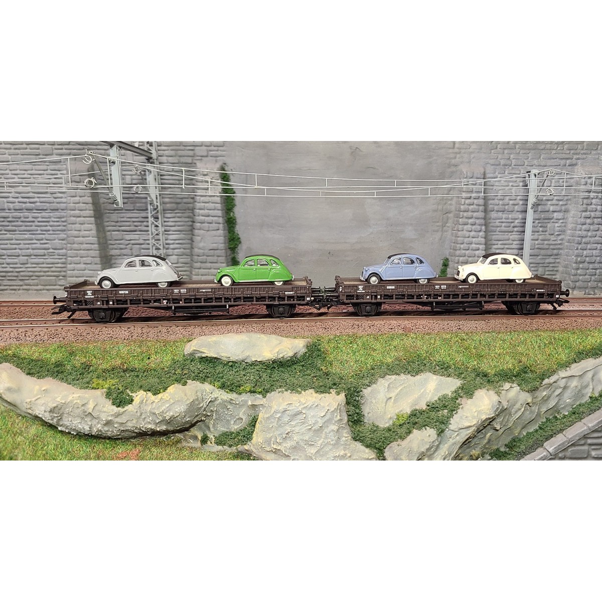 Marklin 46408 Set of 2 flat wagons with sideboards, type JQo, SNCF,...