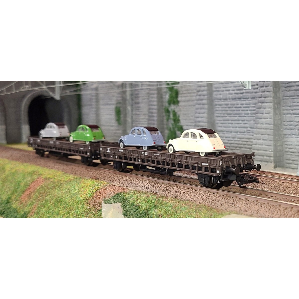 Marklin 46408 Set of 2 flat wagons with sideboards, type JQo, SNCF,...