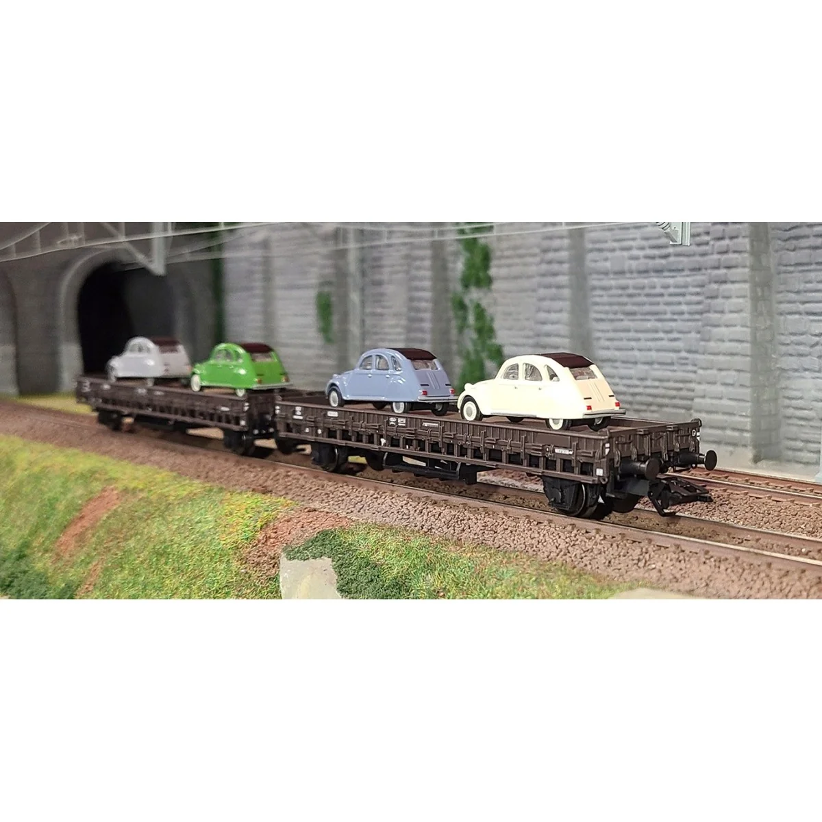 Marklin 46408 Set of 2 flat wagons with sideboards, type JQo, SNCF,...