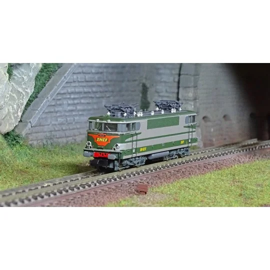Trix_16693-MiniTrix 16693 Locomotive électrique BB 9200, SNCF, livrée spéciale Arzens, digitale sonore, échelle N
