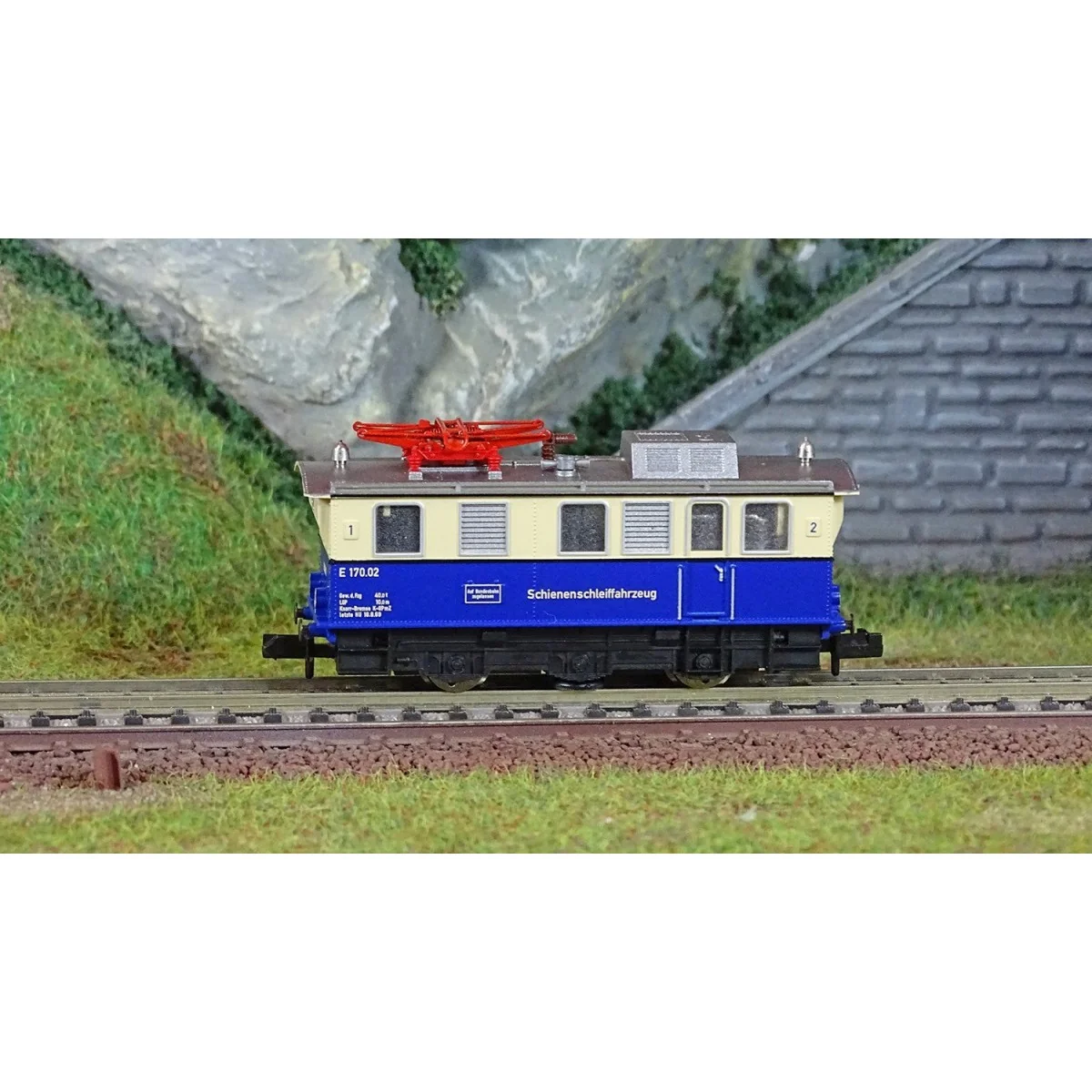 Fleischmann 796885 Electric Cleaning Locomotive E 170.02, Rail Grin... Fleischmann 796885 Electric Cleaning Locomotive E 170.02, Rail Grin...