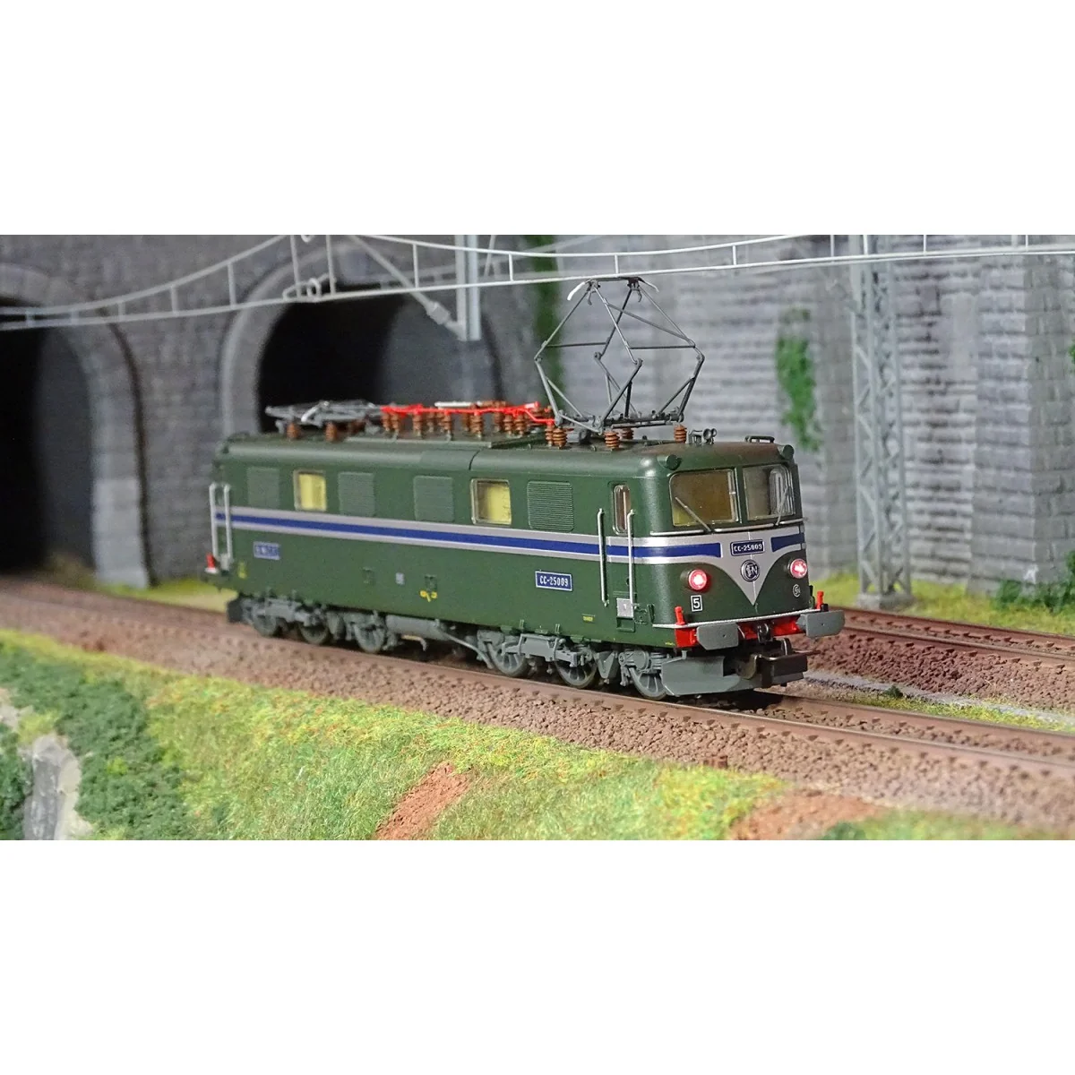 Piko 96592 CC 25003 Electric Locomotive, SNCF Piko 96592 CC 25003 Electric Locomotive, SNCF