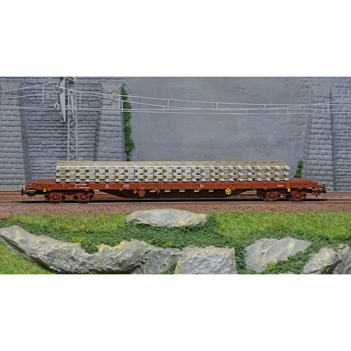 Piko 97113 Wagon plat type RS, SNCF, avec chargement Piko Piko_97113 - 2 Piko 97113 Wagon plat type RS, SNCF, avec chargement Piko Piko_97113 - 2