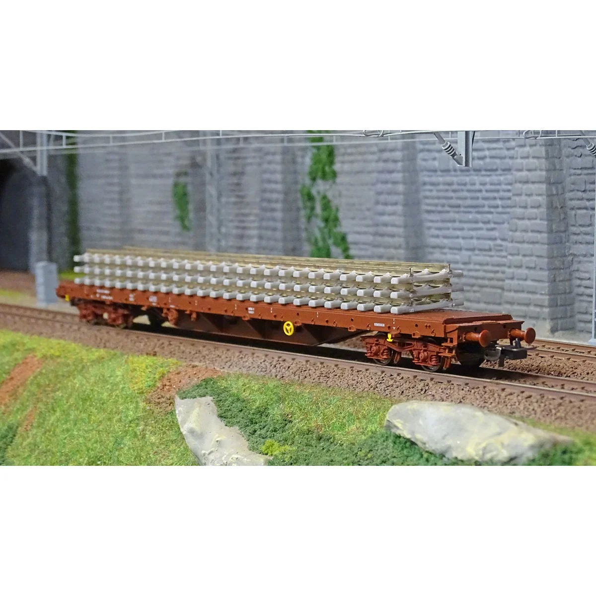Piko 97113 Wagon plat type RS, SNCF, avec chargement Piko Piko_97113 - 3 Piko 97113 Wagon plat type RS, SNCF, avec chargement Piko Piko_97113 - 3