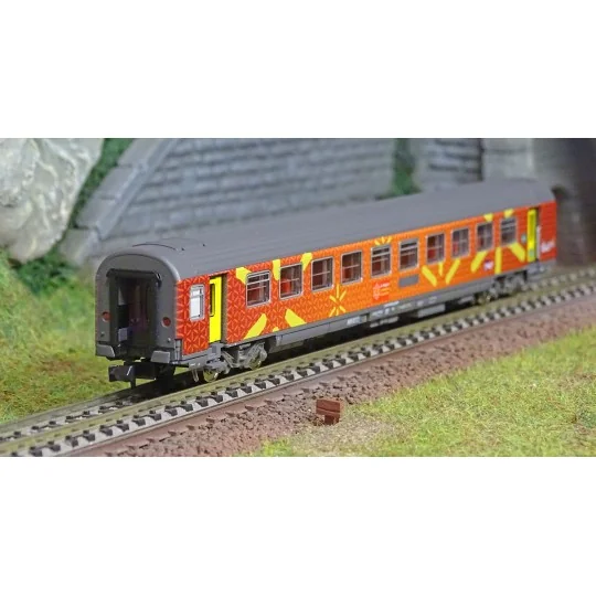 Piko_94083-Piko 94083 Corail VTU Languedoc coach, 2nd class, SNCF, N scale