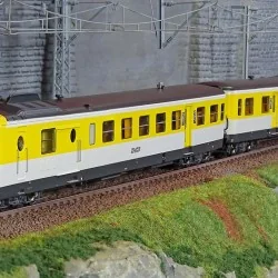 Ree Modeles MB192 Autorail Rame RGP 1 modernisée X 2746, Jaune et blanc, SNCF, logo Nouille, LYON-VAISE Ree Modeles MB-192 - 1