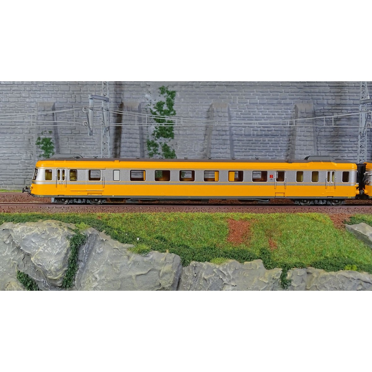 Ree Modeles MB174.S RGP 2 X 2702 railcar, orange and aluminum, SNCF...