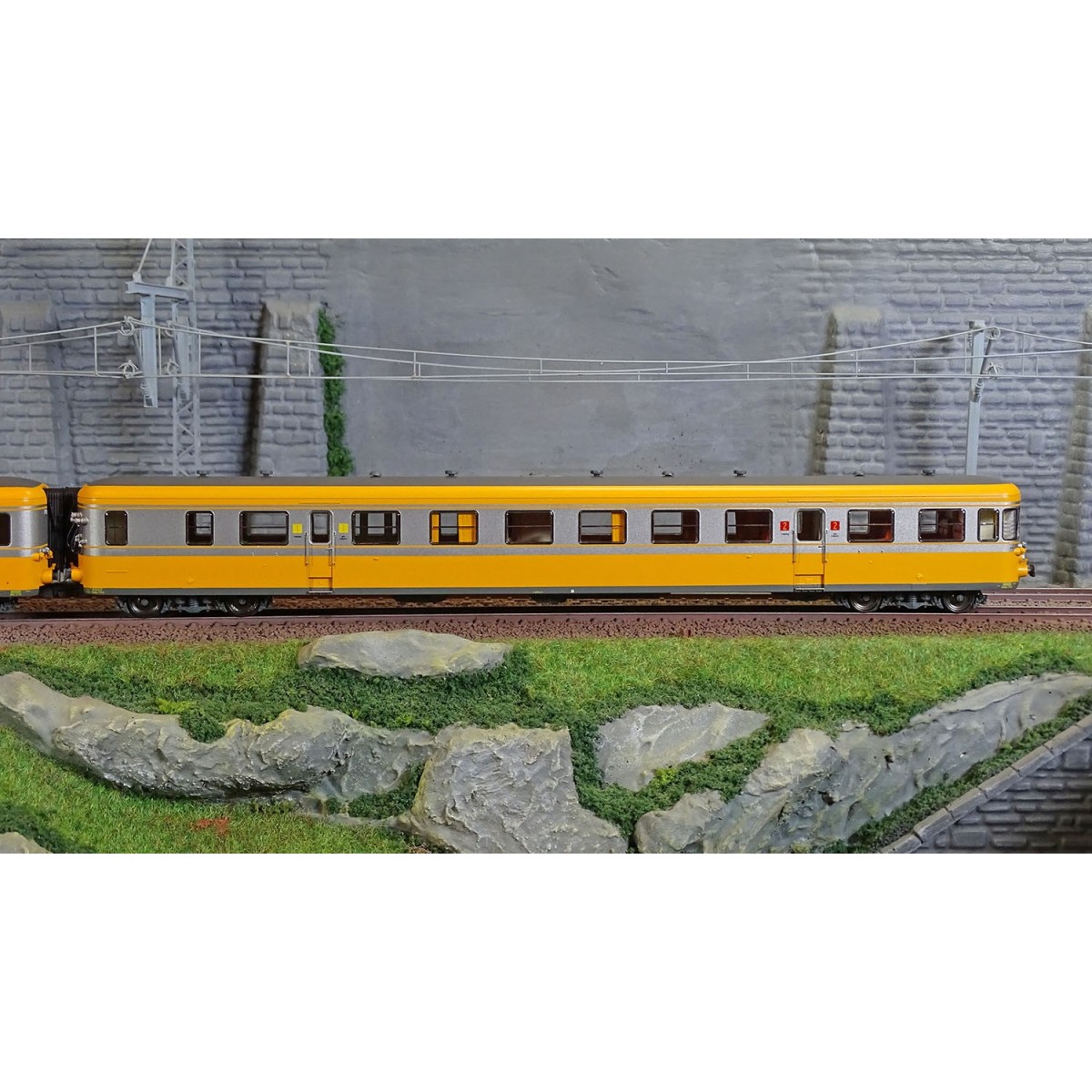 Ree Modeles MB174.S RGP 2 X 2702 railcar, orange and aluminum, SNCF...