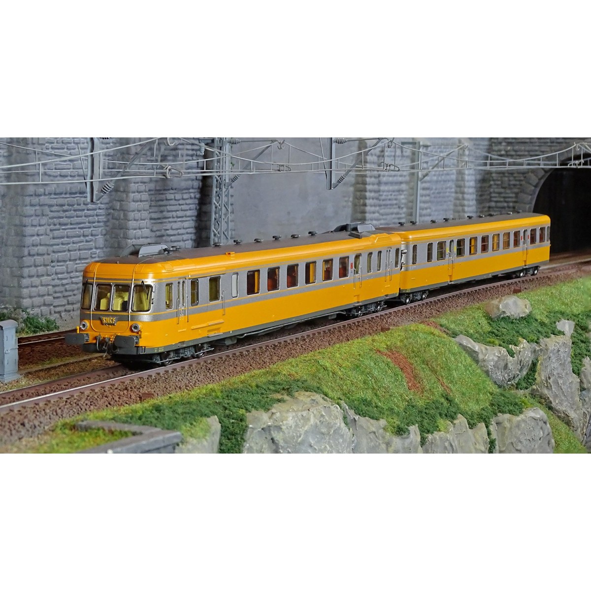 Ree Modeles MB174 Autorail RGP 2 X 2702, orange et alu, SNCF, Bordeaux Ree Modeles MB-174 - 1