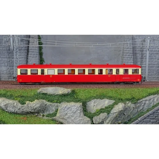 VB-445-Ree Modeles VB445 Railcar Trailer XR-7377, Red-Cream with red roof, SNCF, Grenoble, illuminated