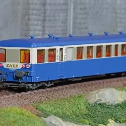 Ree Modeles VB447 Remorque d'autorail modernisé XR-8274, Bleu, SNCF, Dijon, éclairé Ree Modeles VB-447 - 1