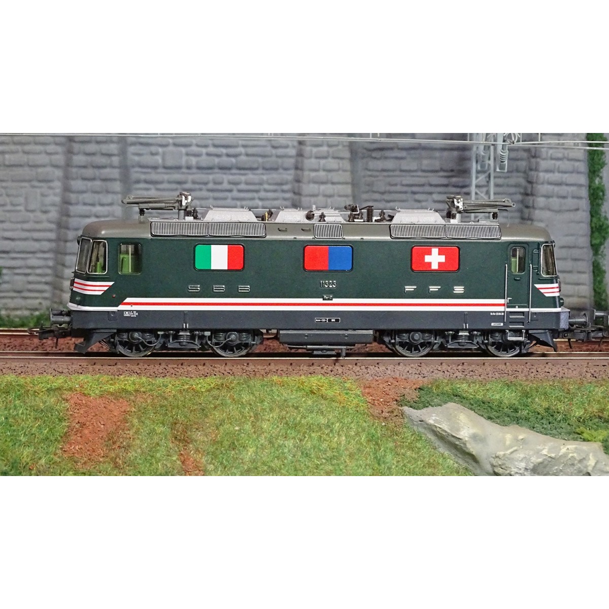 Roco 71415 Set of 2 Re 10/10 electric double-traction locomotives, ...