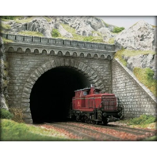 Busch 7023 2-lane tunnel entrance with retaining wall - Busch - Bus... Busch_7023-Busch 7023 2-lane tunnel entrance with retaining wall - Busch_7023