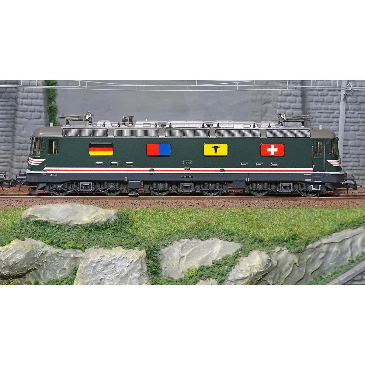 Roco 71414 Set of 2 Re 10/10 Double Traction Electric Locomotives, SBB