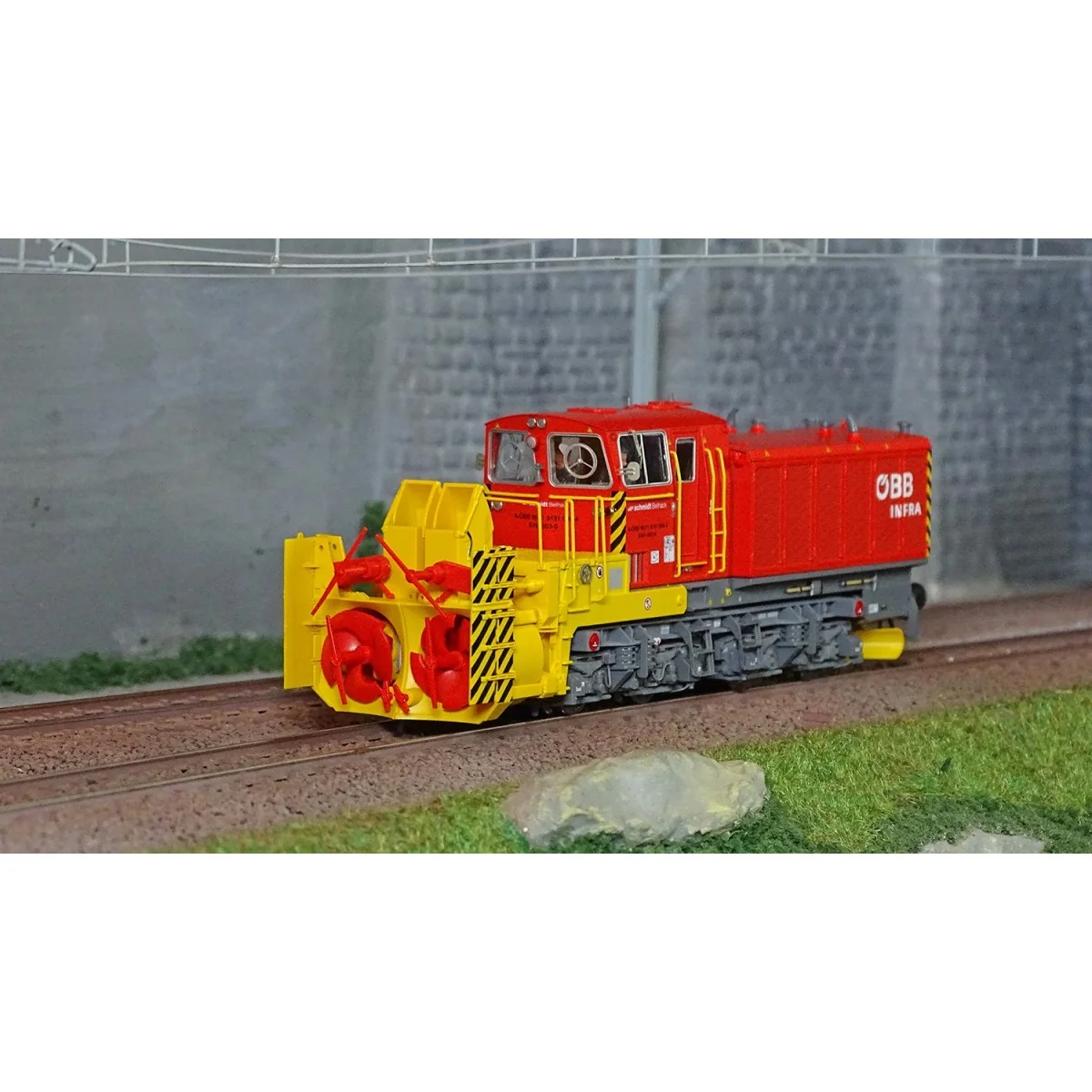 Roco 71003 Beilhack Snowplow Locomotive, ÖBB Infra, digital sound Roco 71003 Beilhack Snowplow Locomotive, ÖBB Infra, digital sound