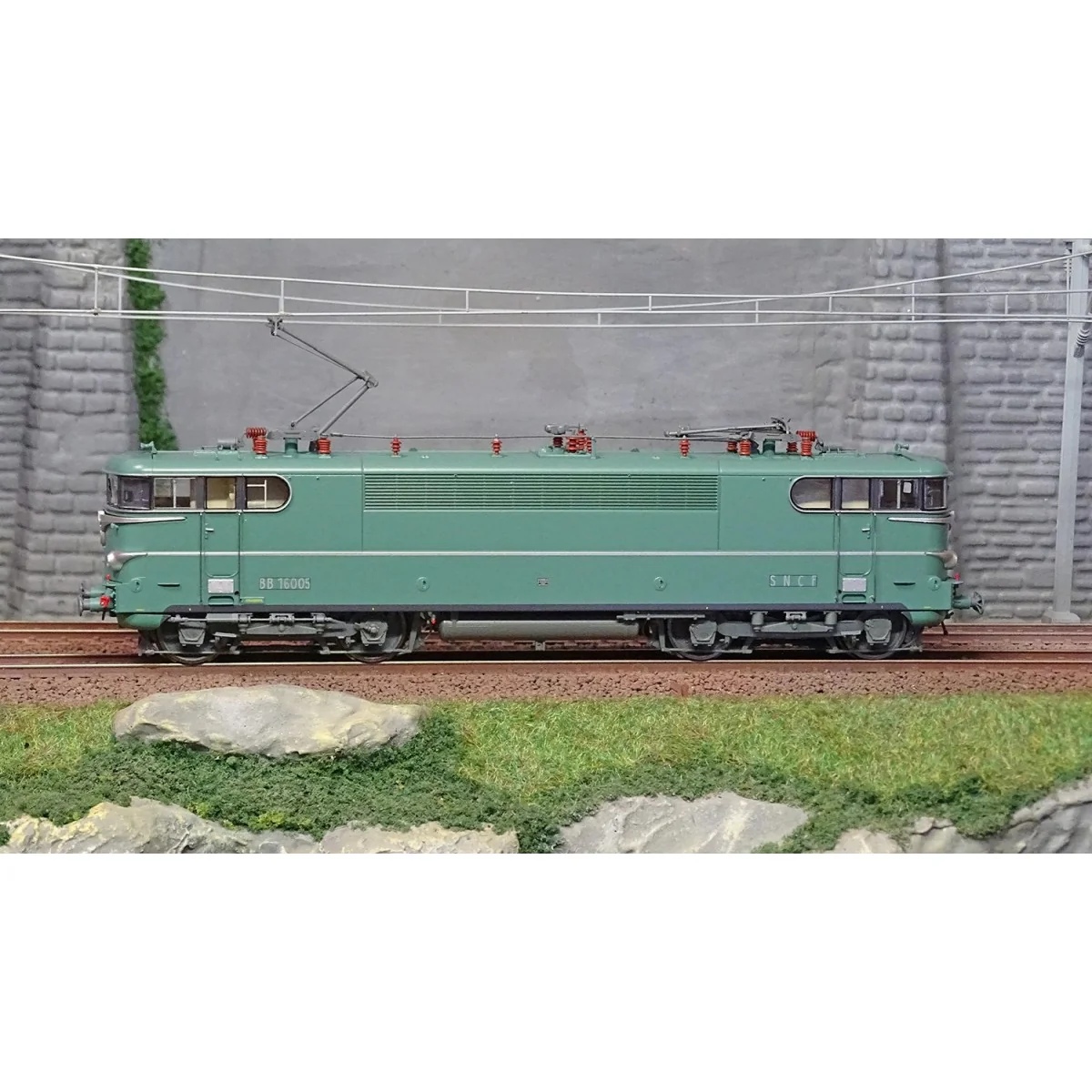 Ree Modeles MB140 Locomotive électrique BB 16005, Sortie d'usine, Strasbourg Ree Modeles MB-140 - 2