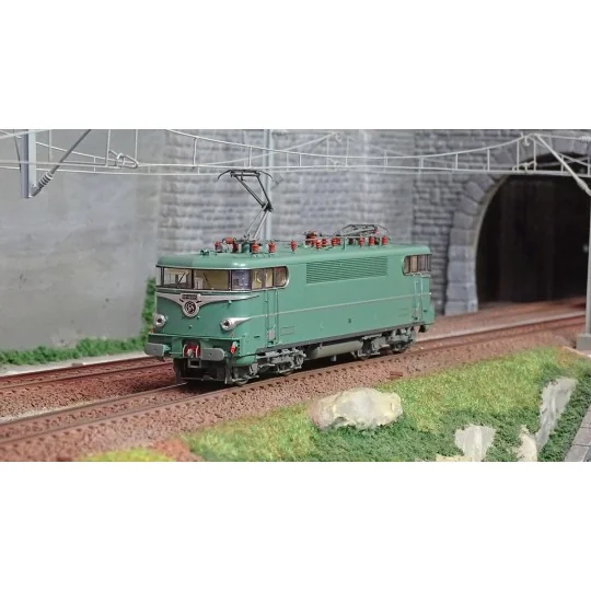 MB-140-Ree Modeles MB140 BB 16005 Electric Locomotive, Factory Exit, Strasbourg