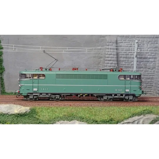MB-141.S-Ree Modeles MB141.S BB 16015 electric locomotive, Factory Release, Golden Arrow - La Chapelle, sound, motorized pantographs