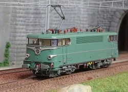 - Ree Modeles - MB-141