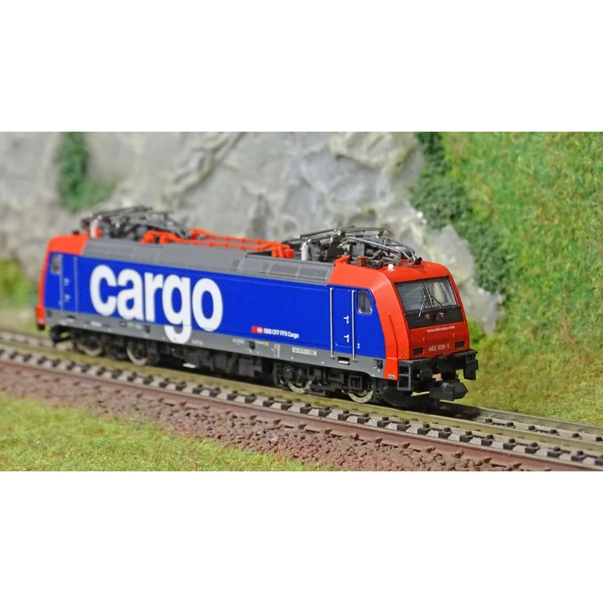 MiniTrix 16876 Re 482 Series Electric Locomotive, SNCF, CARGO, Digi... MiniTrix 16876 Re 482 Series Electric Locomotive, SNCF, CARGO, Digi...