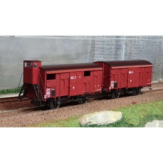 Ree Models WB696 Set of 2 PLM 20T Covered Wagons, Red Sideros WB-696-Ree Models WB696 Set of 2 PLM 20T Covered Wagons, Red Sideros