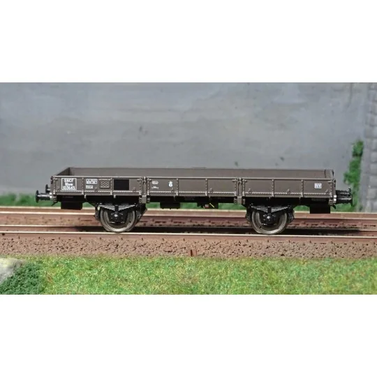 WB-609-Ree models WB609 OCEM 29 Flat Wagon, Brown SNCF, Braked, Solid Wheels