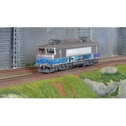 LS Models 10205.S SNCF BB 7284 electric locomotive, livery on a jou...