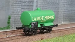 Ree modeles WB710 Wagon citerne OCEM 19, SNCF, vert châssis noir, LA RUCHE MODERNE Ree Modeles WB-710 - 1