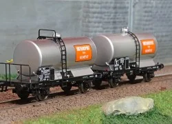 - Ree Modeles - WB-716