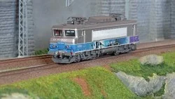LS Models 10205 SNCF BB 7284 electric locomotive, livery for travel...